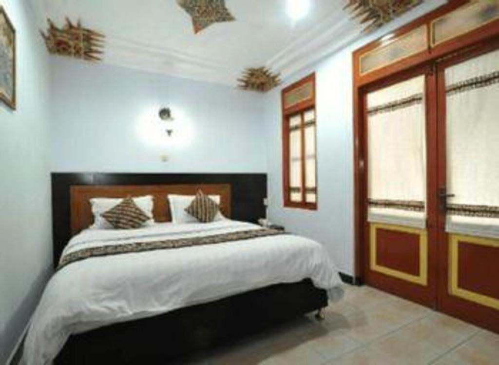 โฮเต็ล บาติก ยอกยาการ์ตา Hotel ภายนอก รูปภาพ